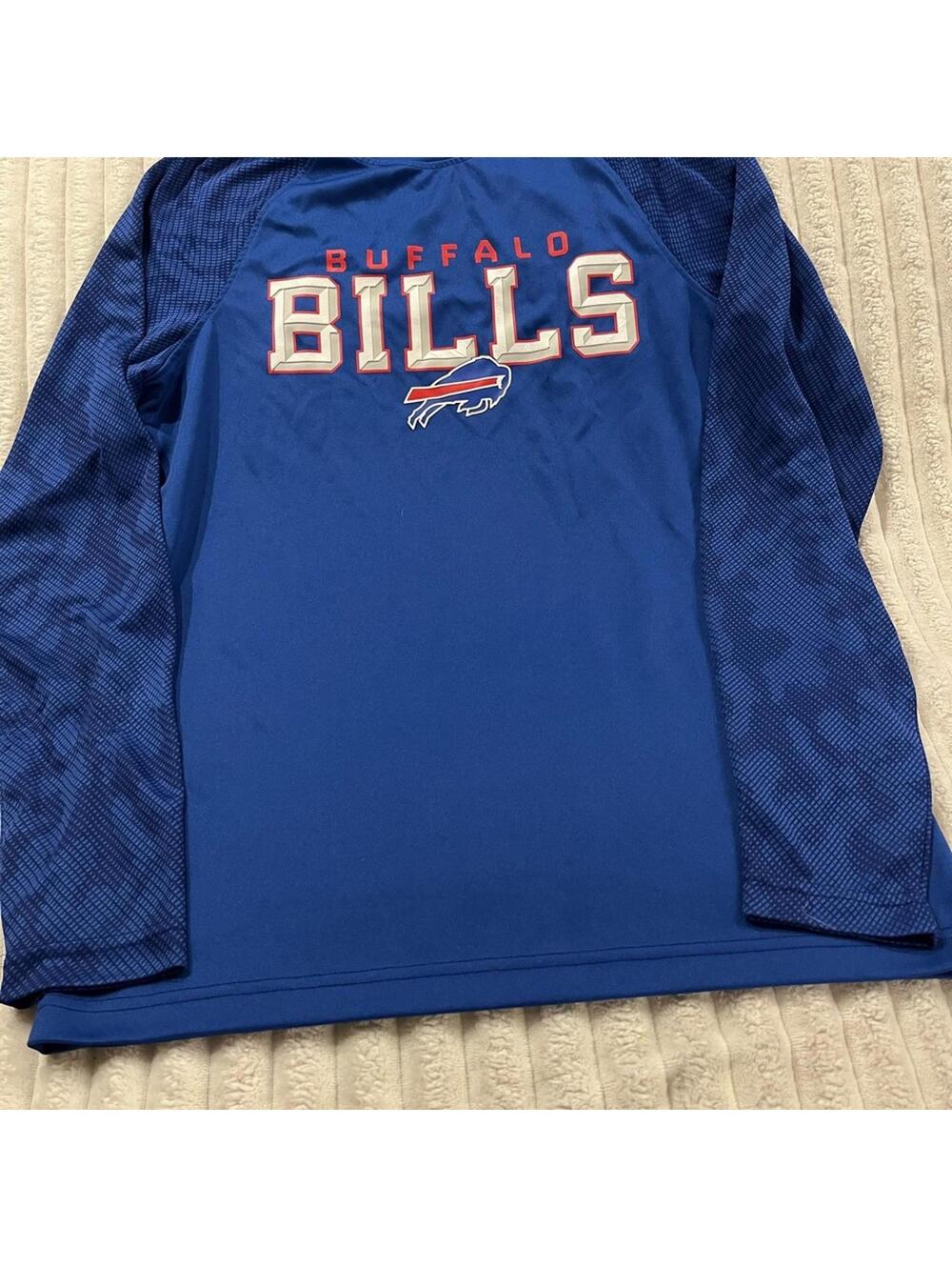 NFL Buffalo Bills Blue Long Sleeve Shirt Men’s Size Medium Football Fan Gear